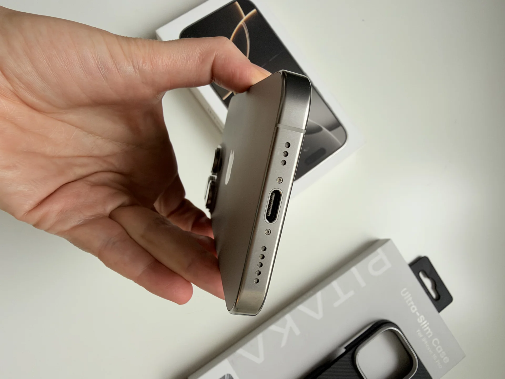 iPhone 16 Pro, 256 ГБ, SIM + eSIM - миниатюра 5