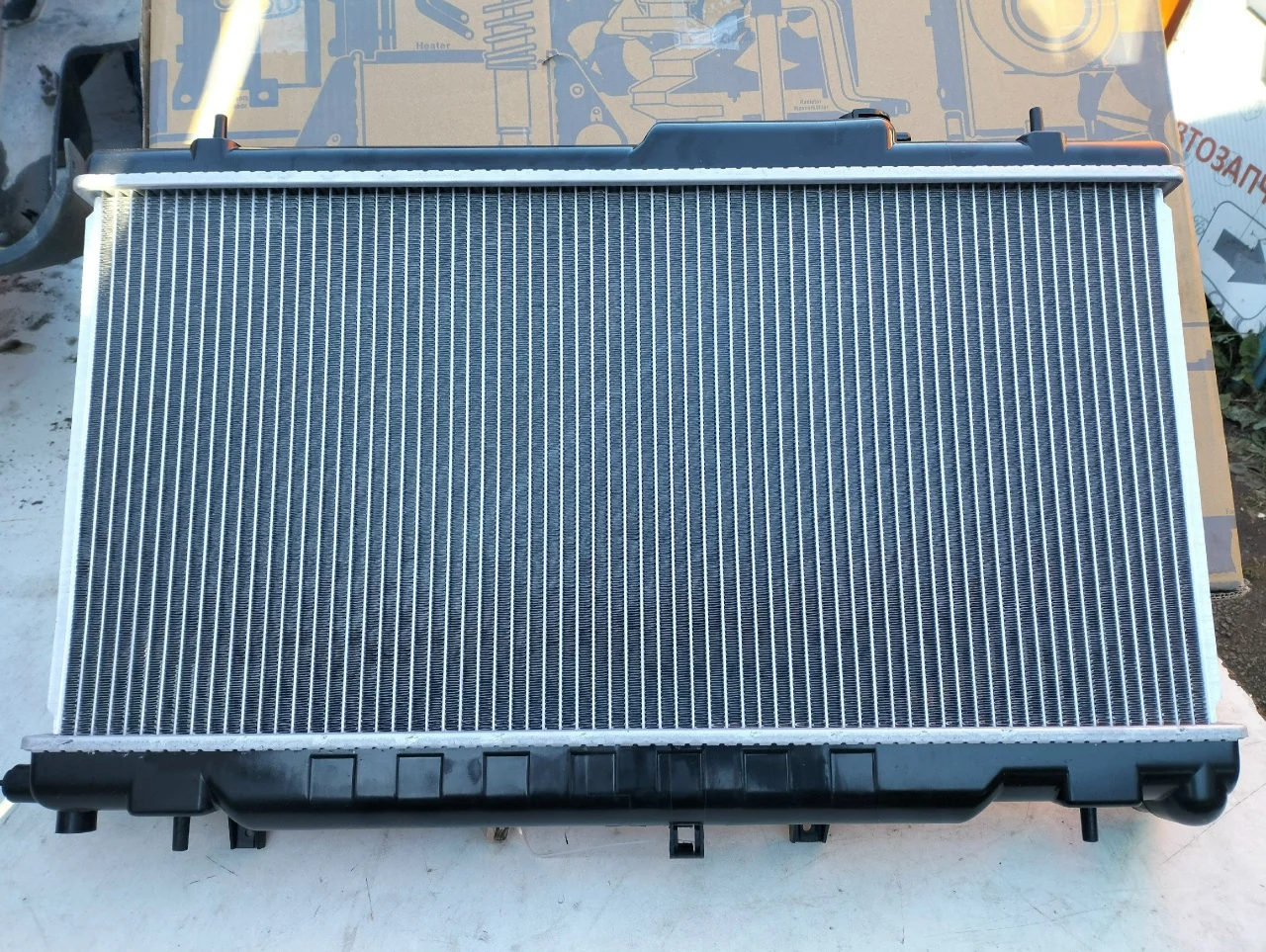 Subaru Impreza GG GD Радиатор двс новый - миниатюра 7
