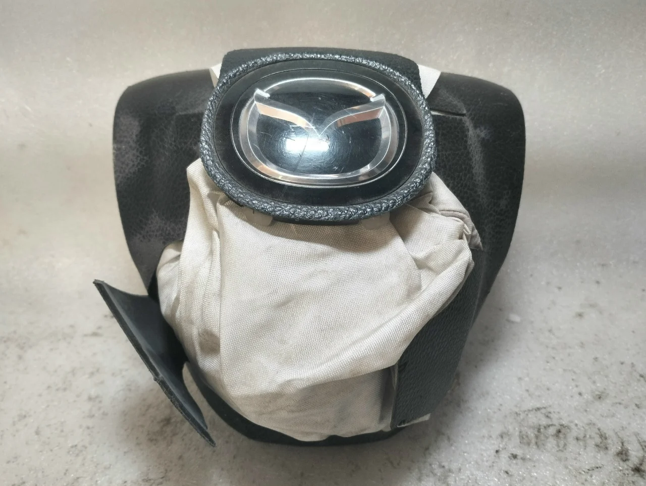 Mazda CX-7 - Подушка безопасности в руль - миниатюра 2