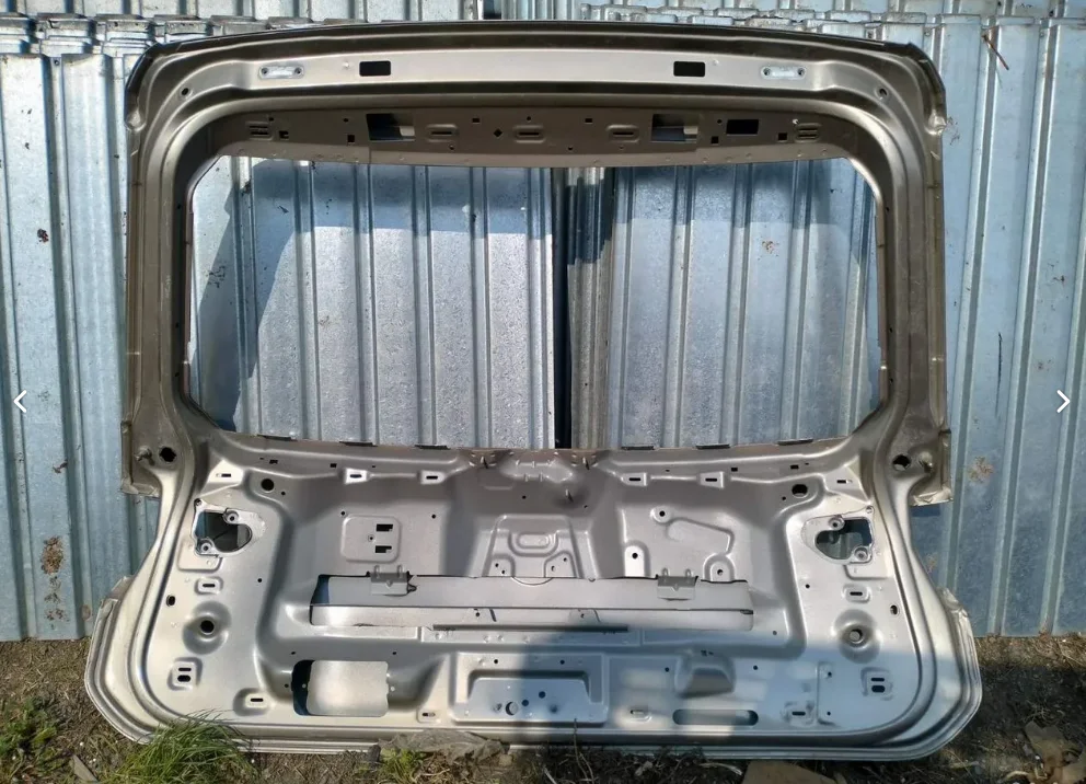 Volkswagen Tiguan с 2020г. - Дверь багажника - миниатюра 6
