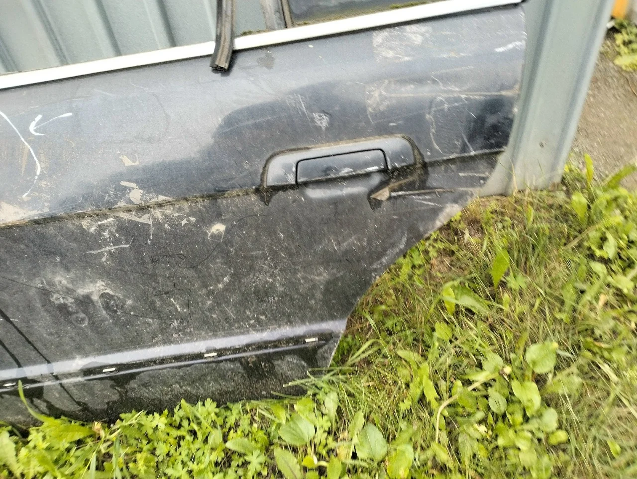 BMW E34 - Задняя левая дверь Б/У - миниатюра 5