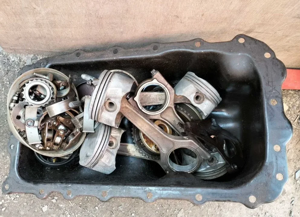 BMW E81 - двс N45N16 в разборе - миниатюра 7