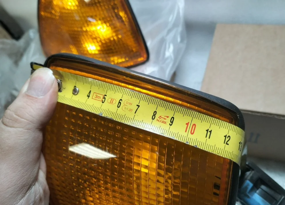 BMW E36 Универсал / Седан / Compact поворотник - миниатюра 3