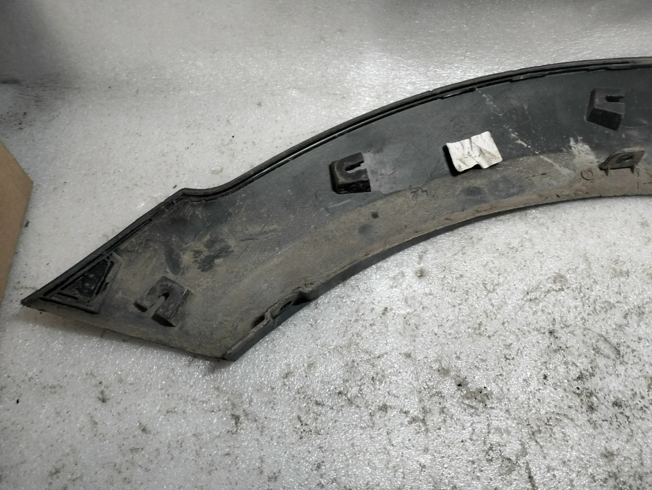 LADA XRAY Cross - Накладка задняя правая - миниатюра 6