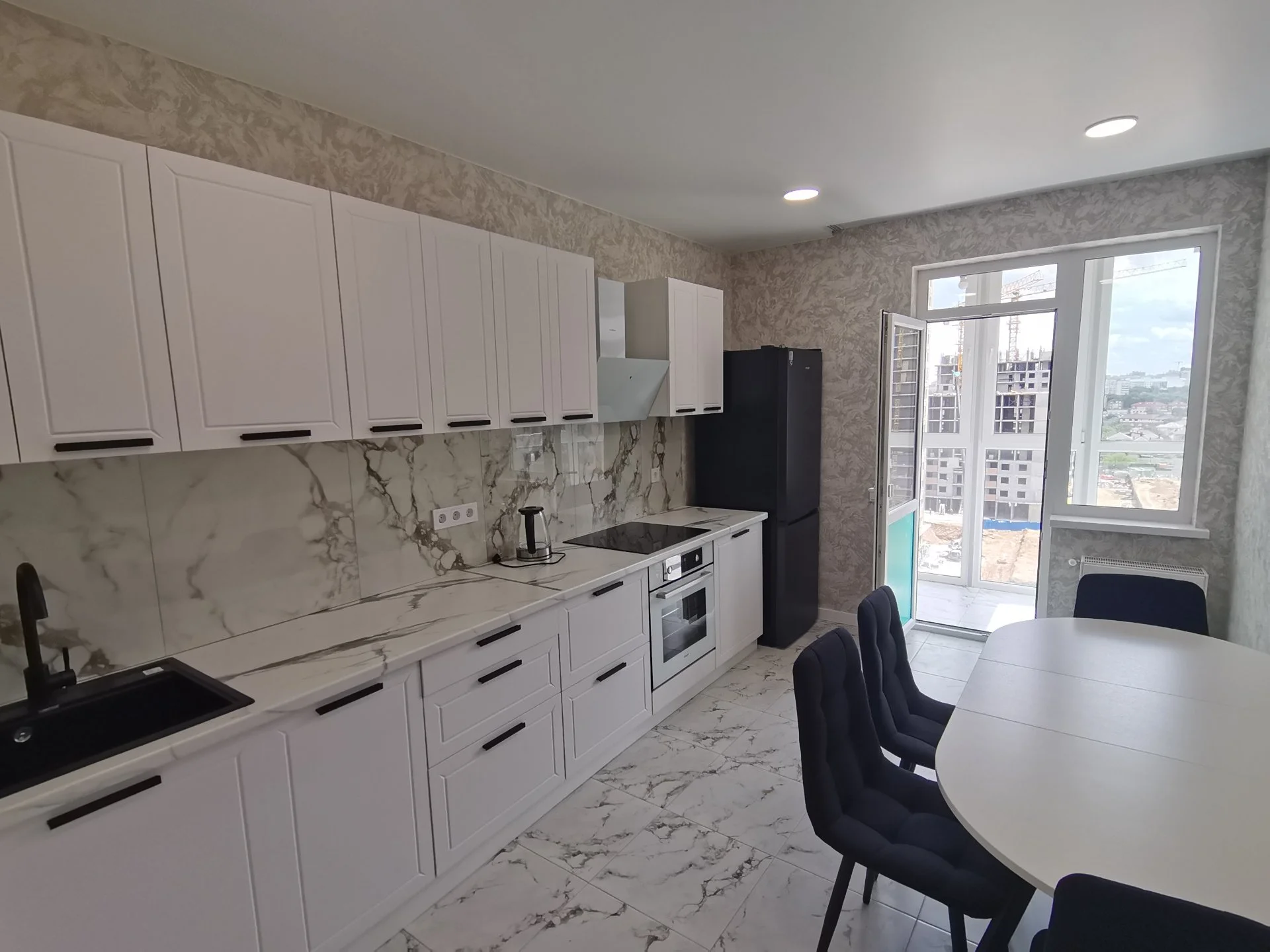 2-к. квартира, 52,9 м², 10/10 эт. - изображение 1