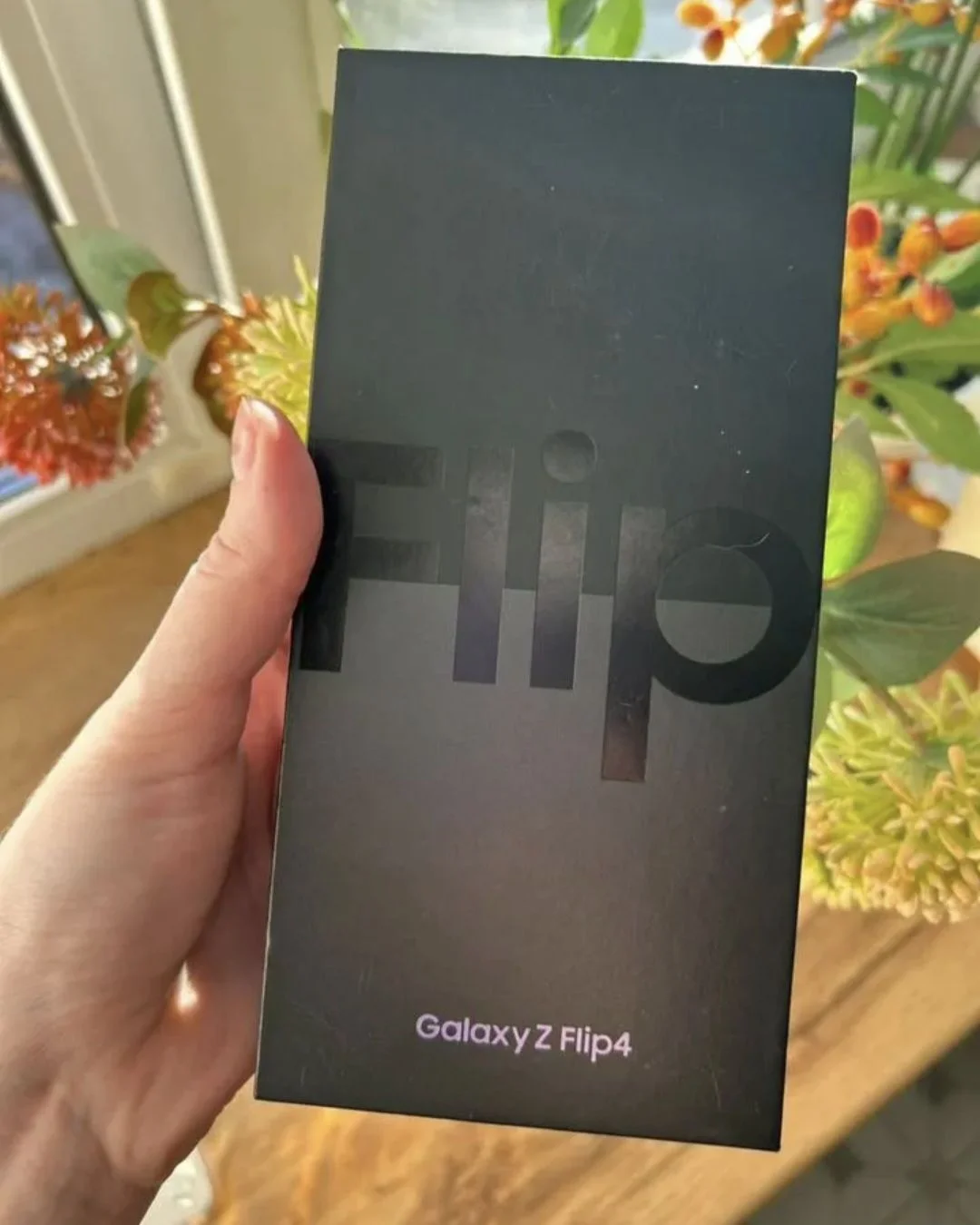 Samsung Galaxy Z Flip4, 8/128 ГБ, SIM + eSIM - миниатюра 8