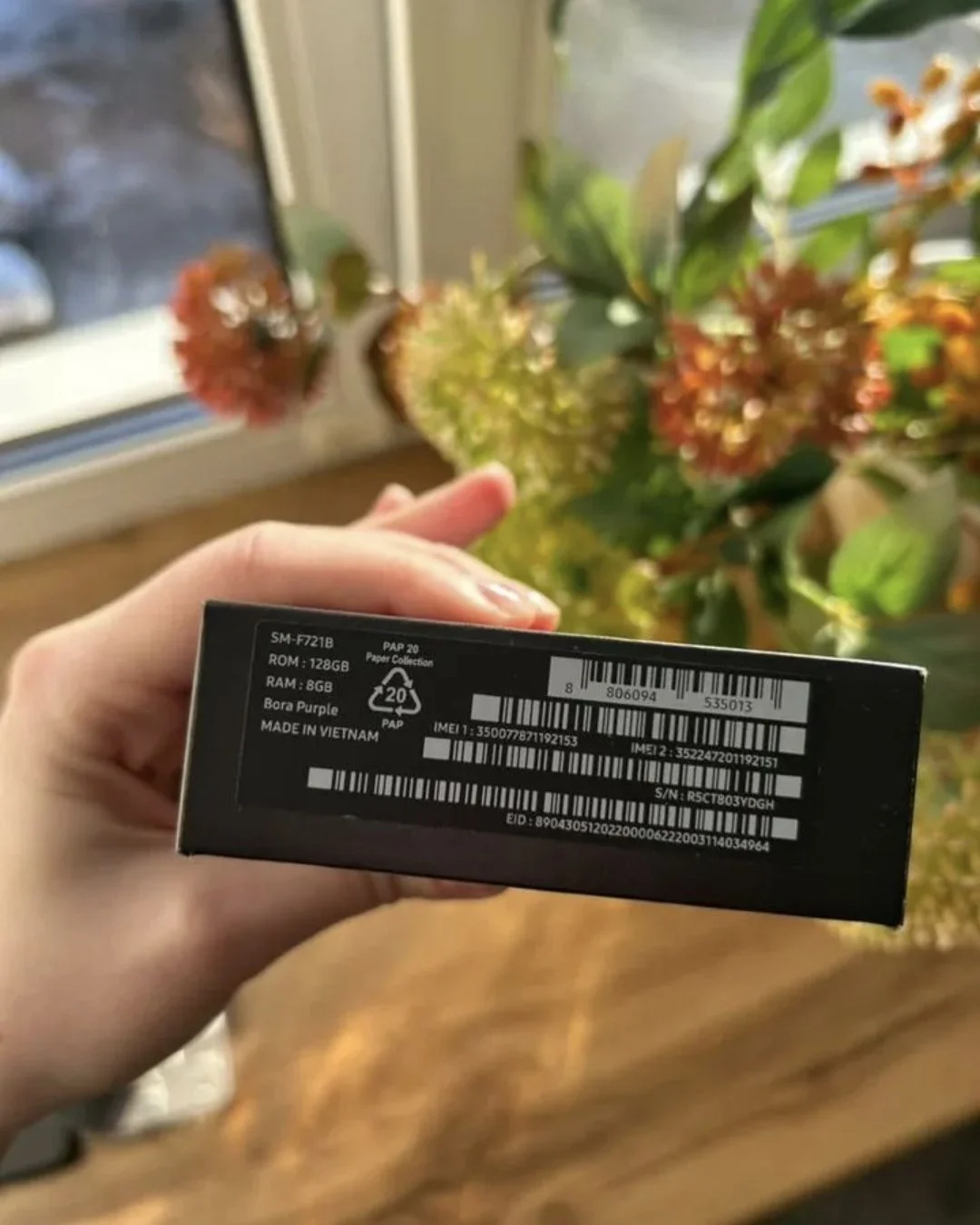 Samsung Galaxy Z Flip4, 8/128 ГБ, SIM + eSIM - миниатюра 9