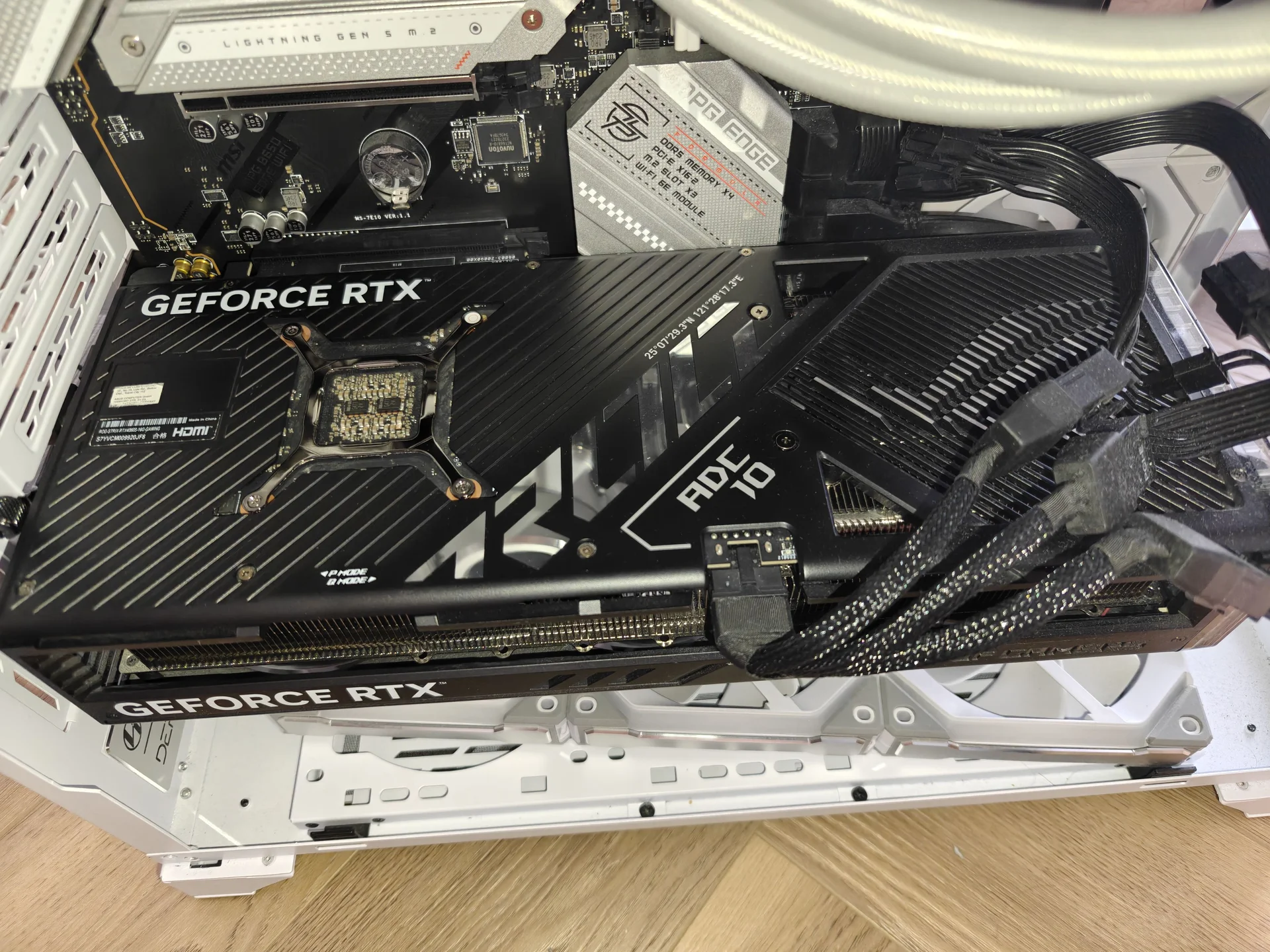 Видеокарта 4080super aus rog strix
