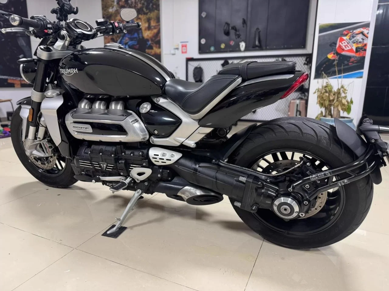 Triumph Rocket 3R - миниатюра 4