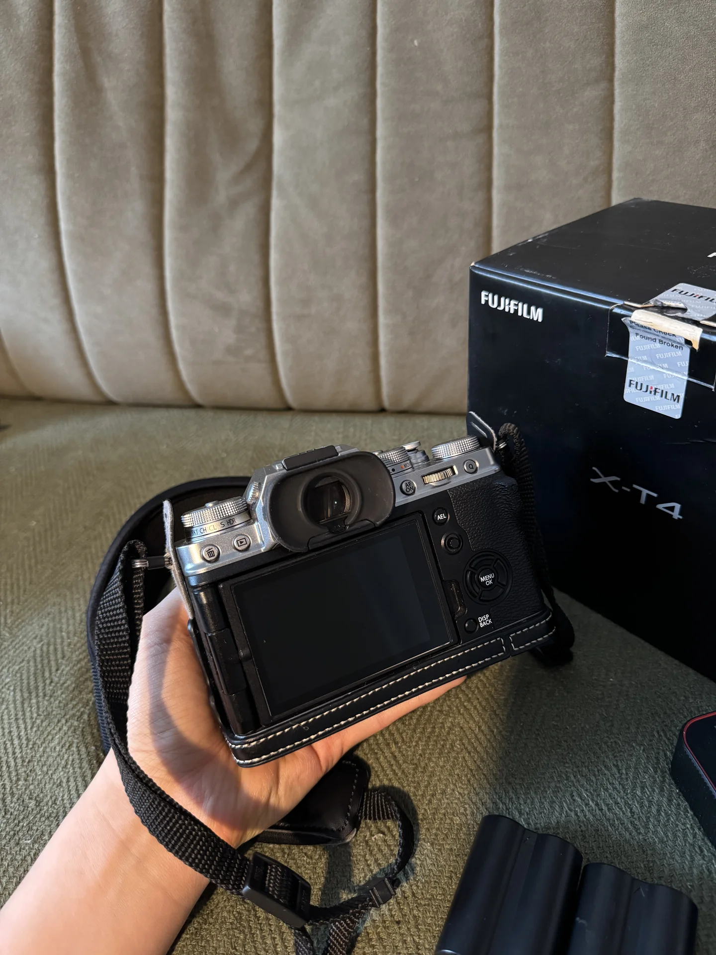 Фотоаппарат Fujifilm с объективами 23 и 33 mm - миниатюра 2