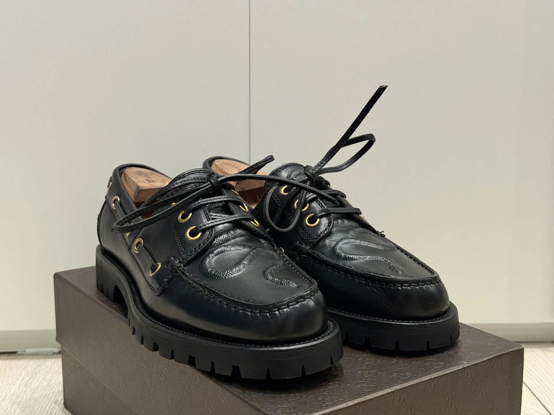 Gucci - миниатюра 4