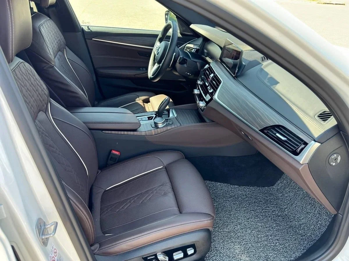 Bmw 5 series - миниатюра 6