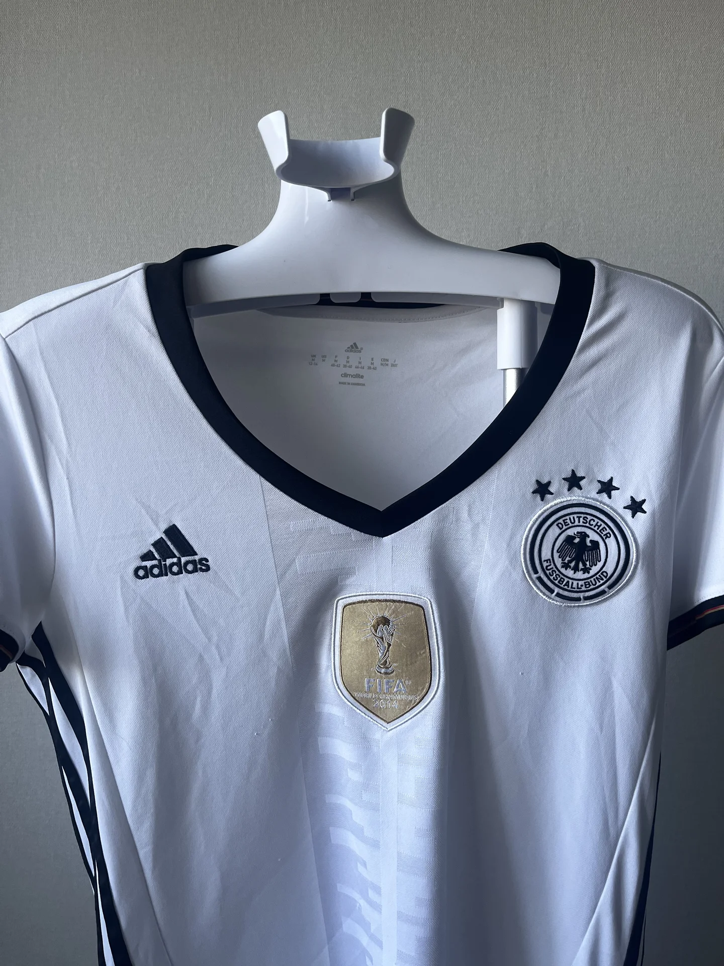 Футболка adidas fifa - миниатюра 2