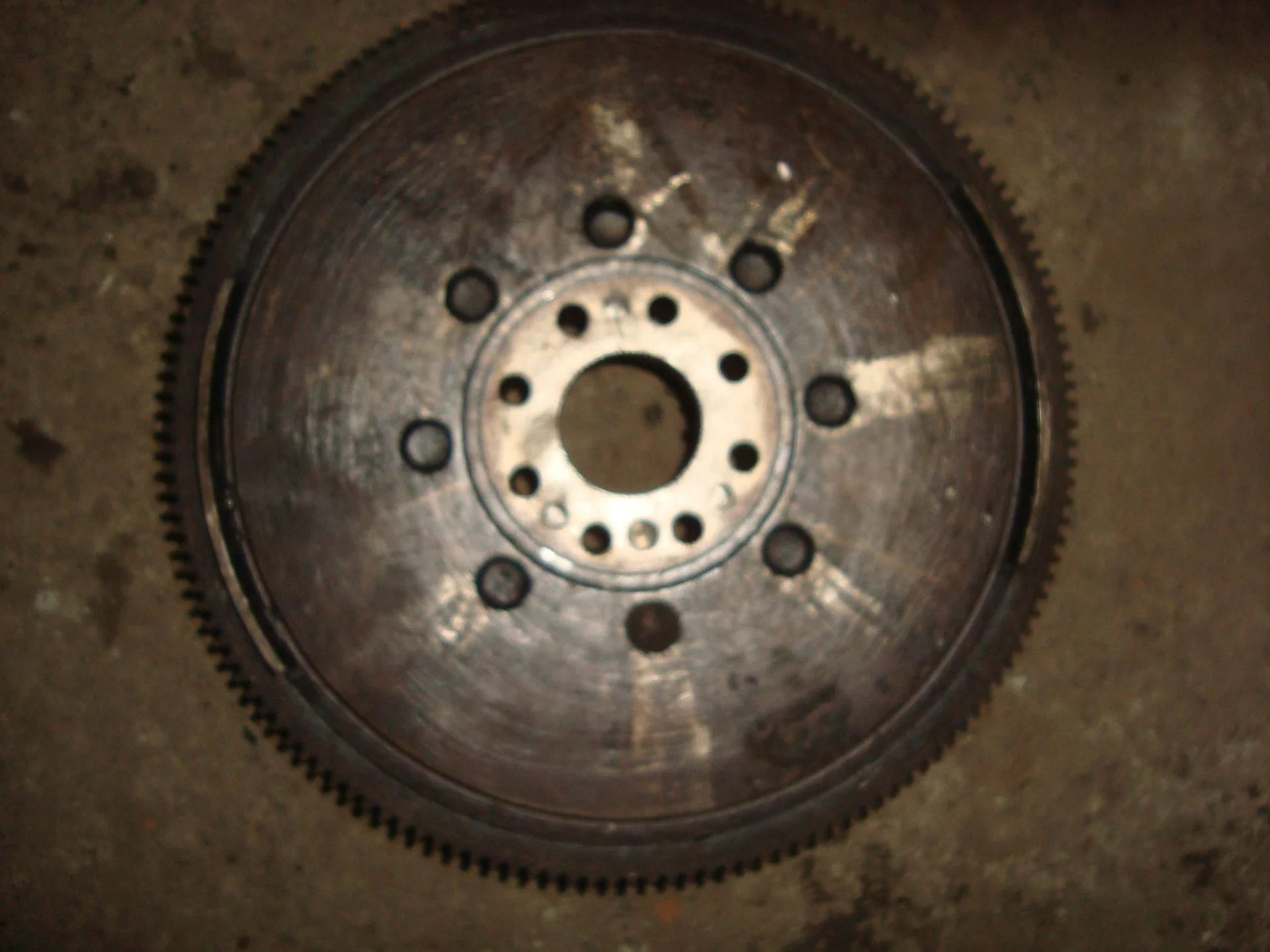 Маховик Mercedes-Benz W124 102 A1020302605 - миниатюра 2