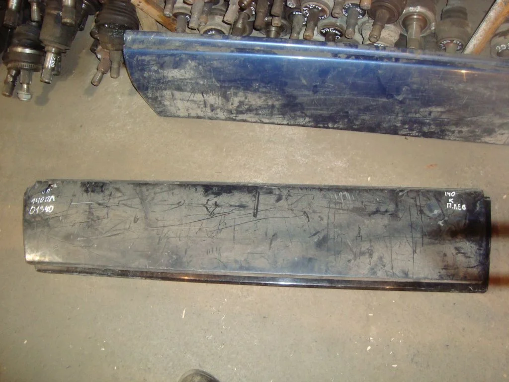 Накладка двери передней левой Mercedes-Benz W140 A1406901940 - миниатюра 2
