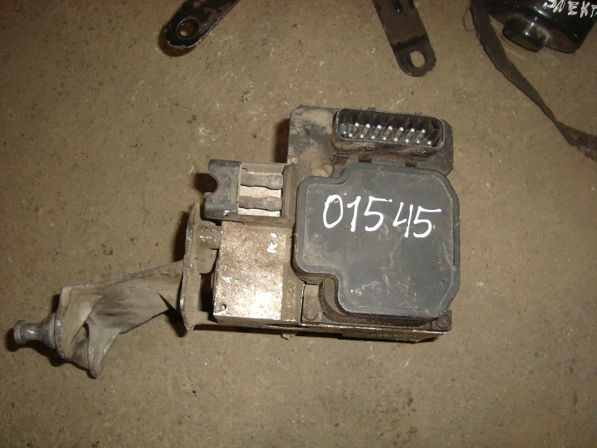 Блок ABS (насос) Mercedes-Benz W220 A0034318012 - изображение 1