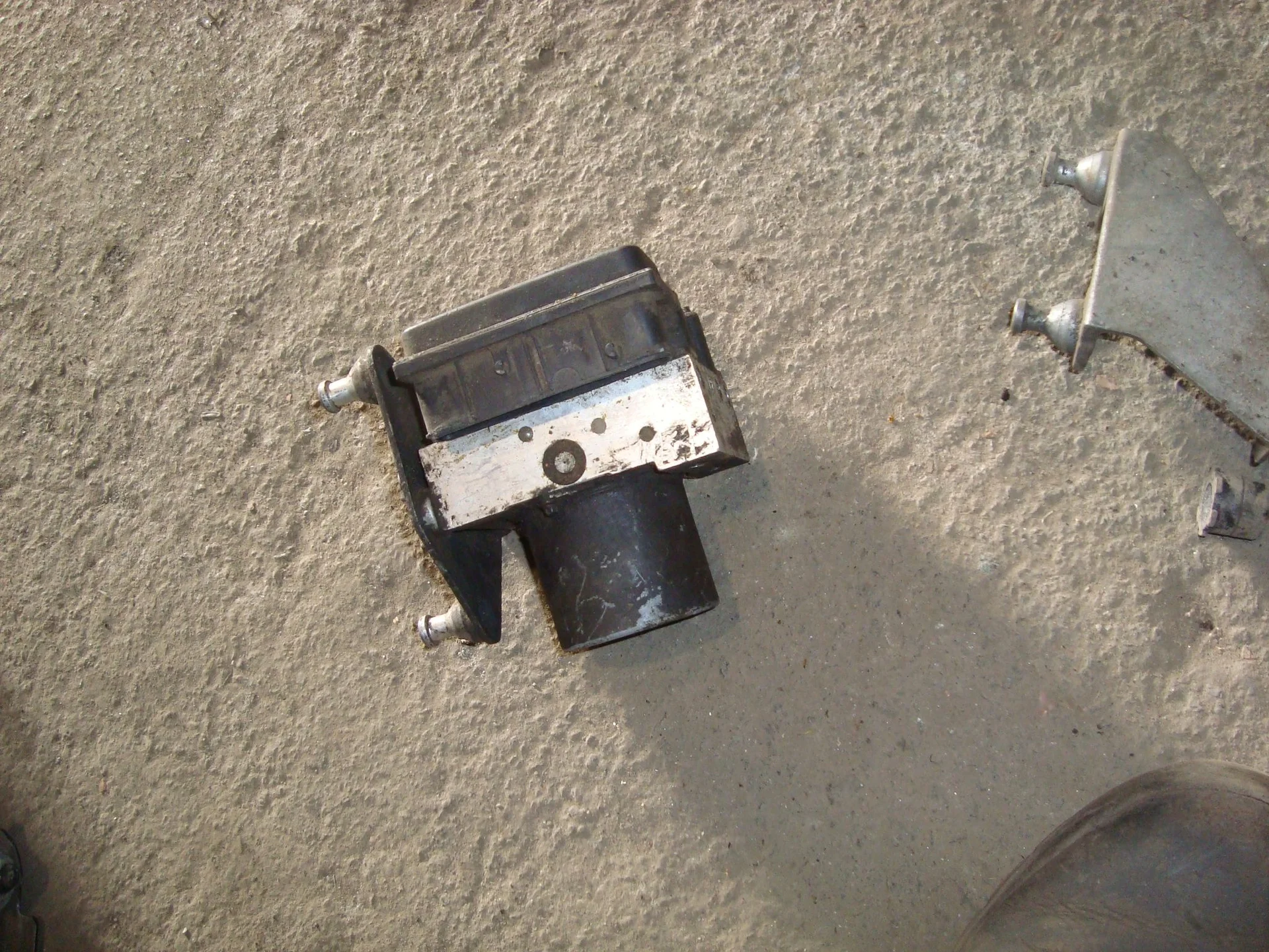 Блок ABS (насос) Mercedes-Benz W639 646 A0014461489 - миниатюра 2