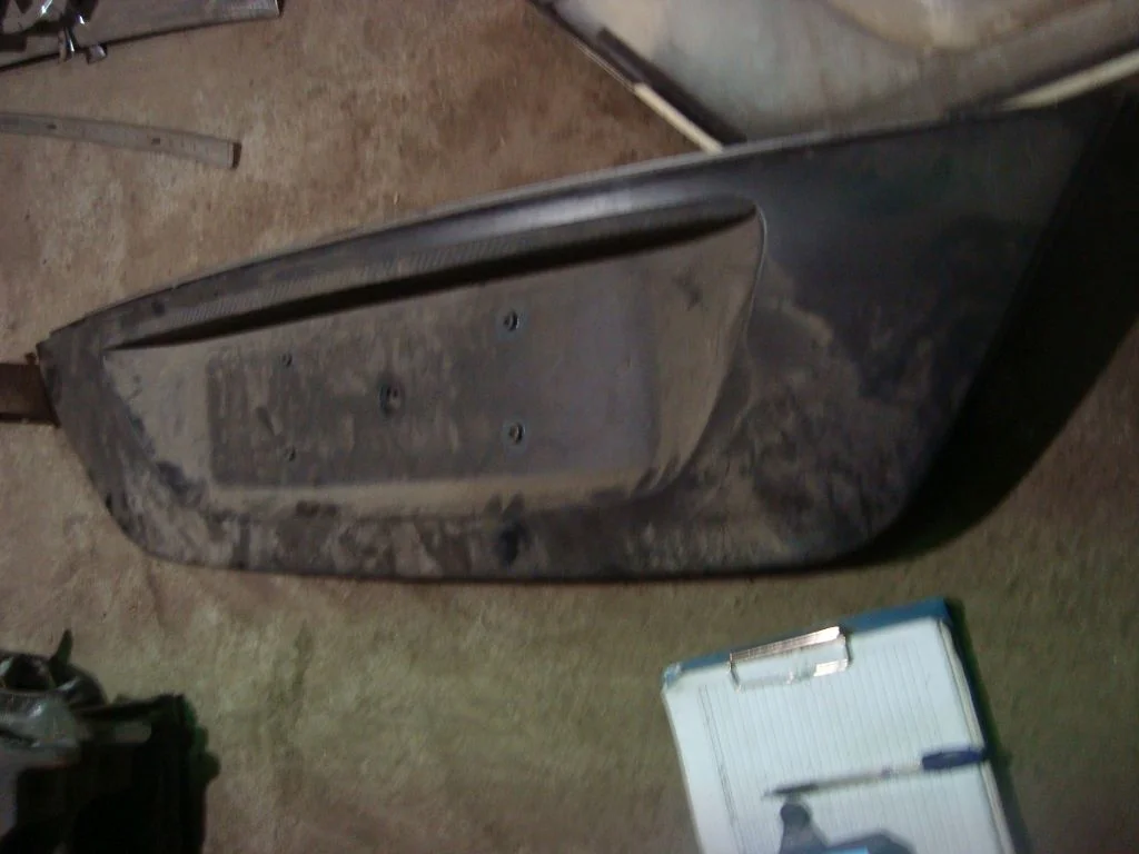 Накладка крышки багажника Mercedes-Benz W211 A2117500237 - изображение 1