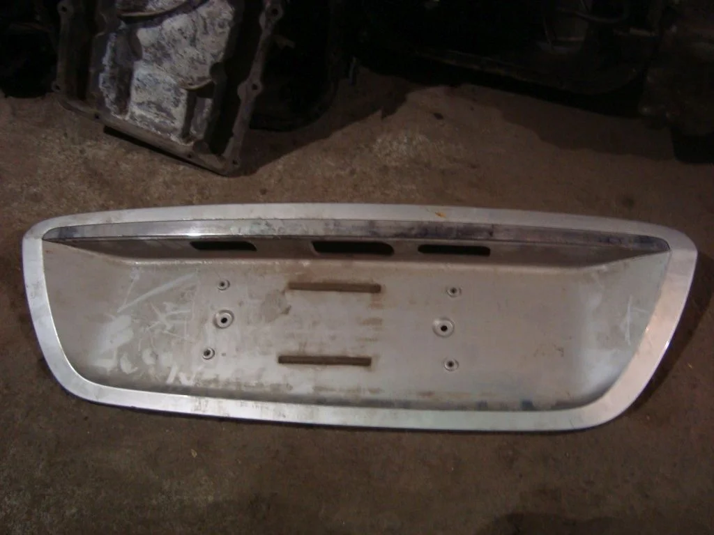 Накладка крышки багажника Mercedes-Benz W220 A2207500081 - изображение 1