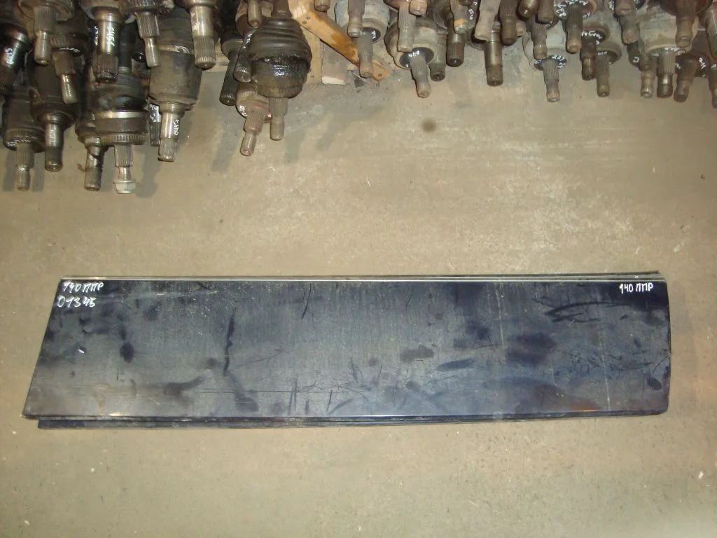 Накладка двери передней правой Mercedes-Benz W140 A1406900440 - изображение 1