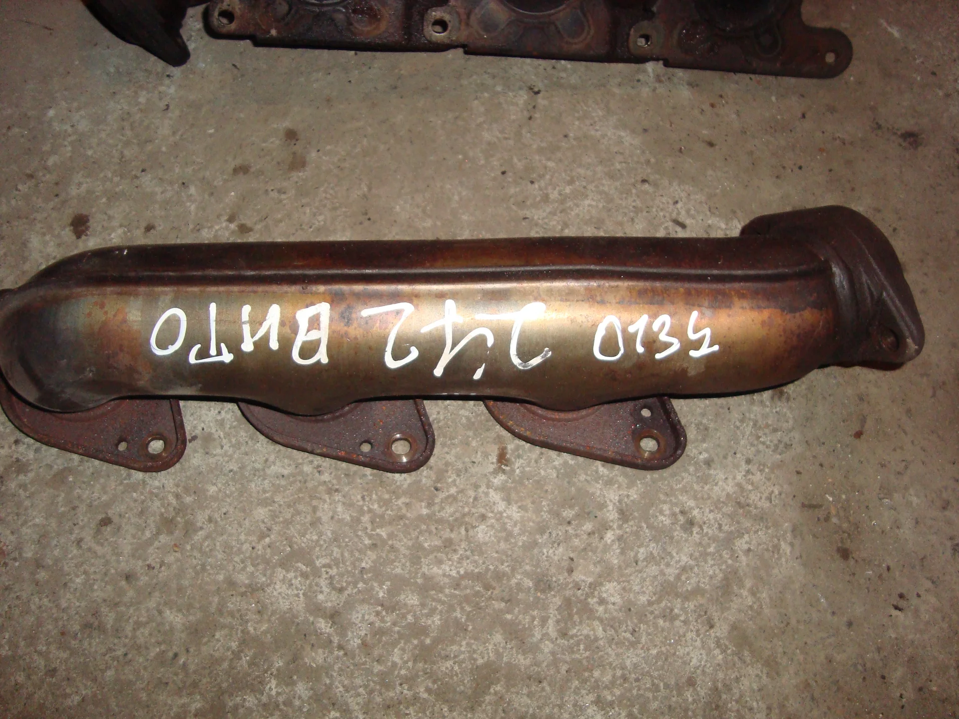 Выпускной коллектор Mercedes-Benz W639 272 A2721403209 - изображение 1