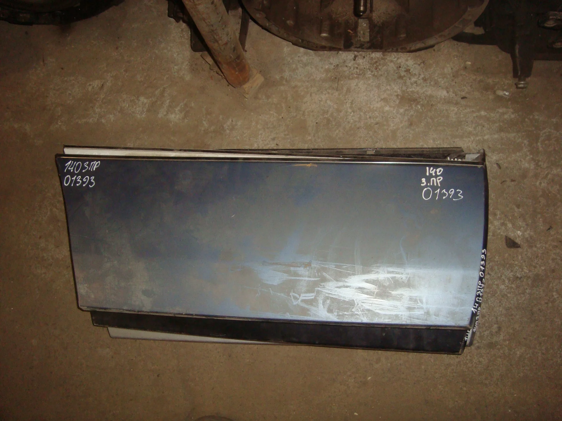Накладка двери задней правой Mercedes-Benz W140 A1406901240 - изображение 1