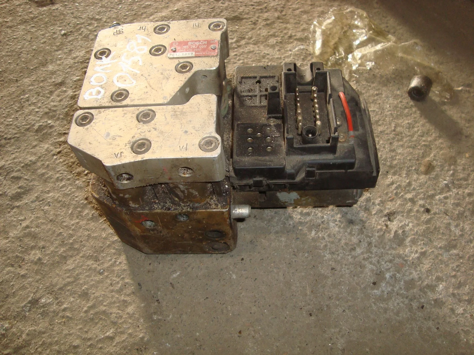 Блок ABS (насос) Mercedes-Benz W124 119 A0024312012 - миниатюра 2