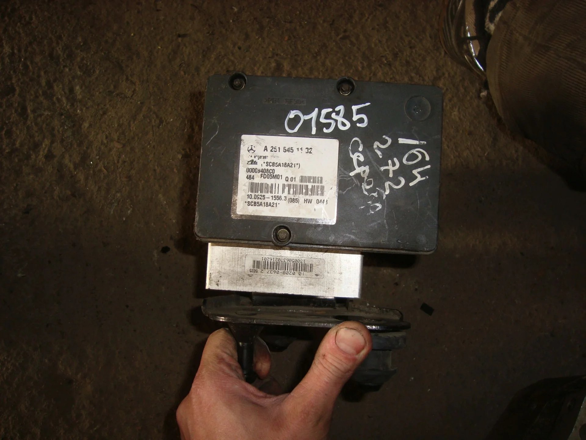 Блок ABS (насос) Mercedes-Benz W164 272 A2515451132 - изображение 1