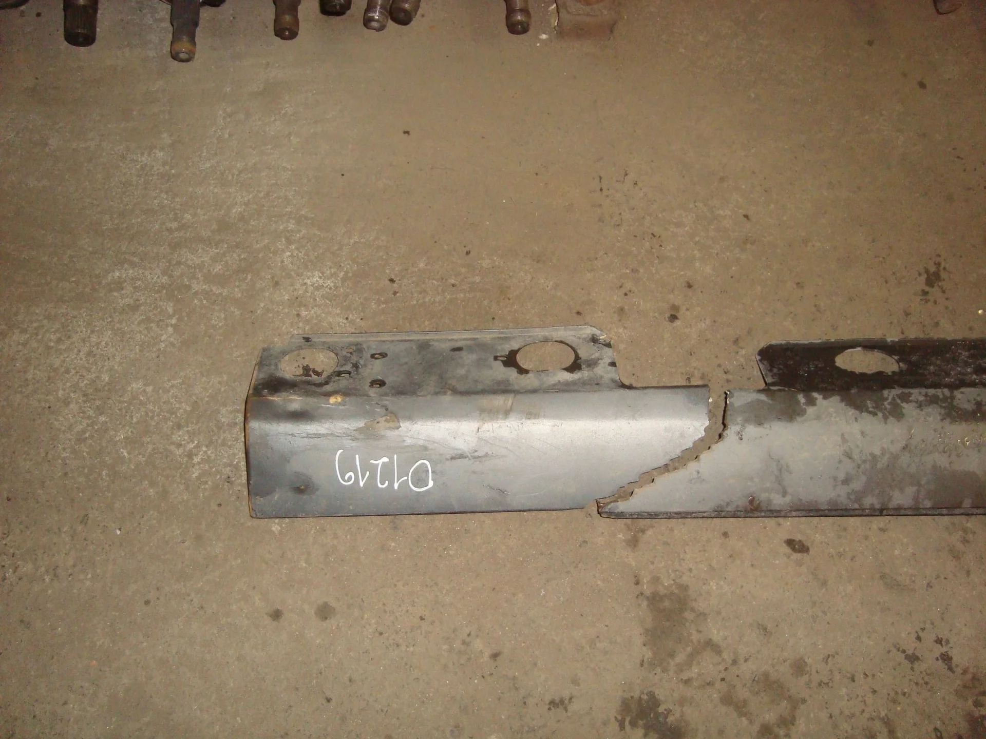 Накладка порога правая Mercedes-Benz W221 A2216900240 - изображение 1