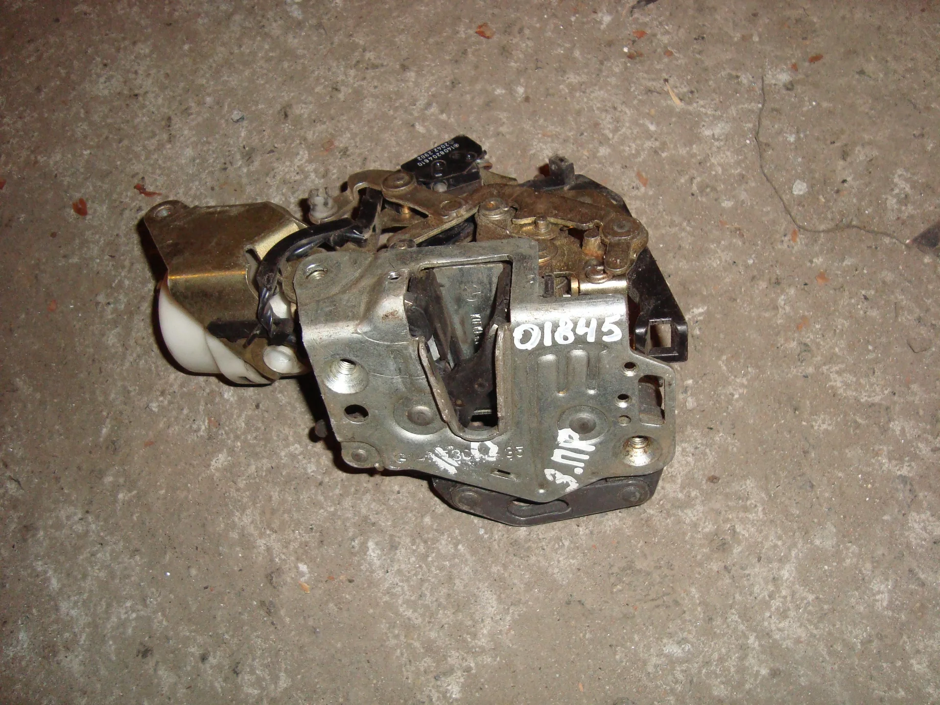 Замок двери задней правой Mercedes-Benz W140 A1407301435 - изображение 1