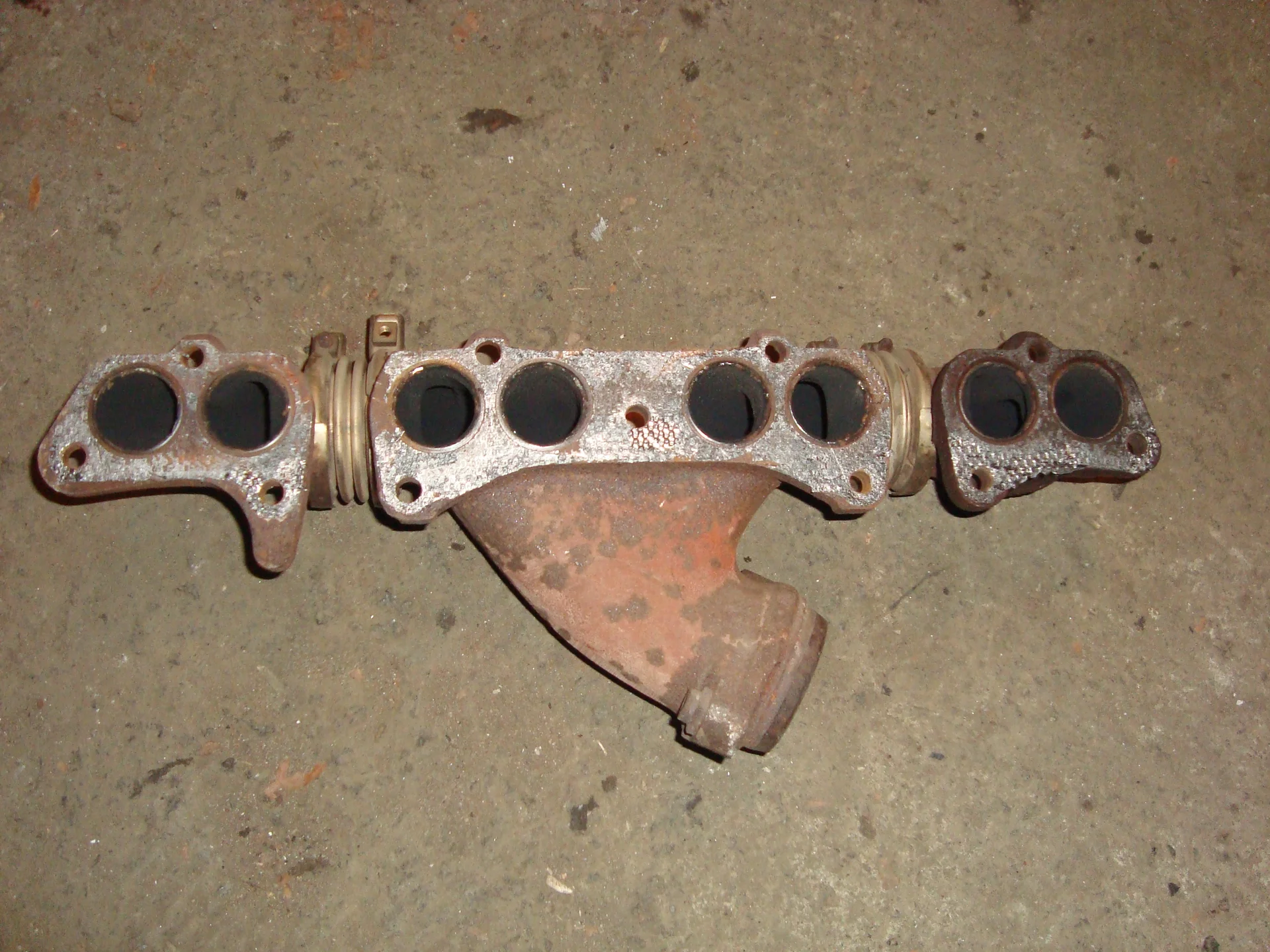 Выпускной коллектор Mercedes-Benz W210 119 A1191428102 - миниатюра 2