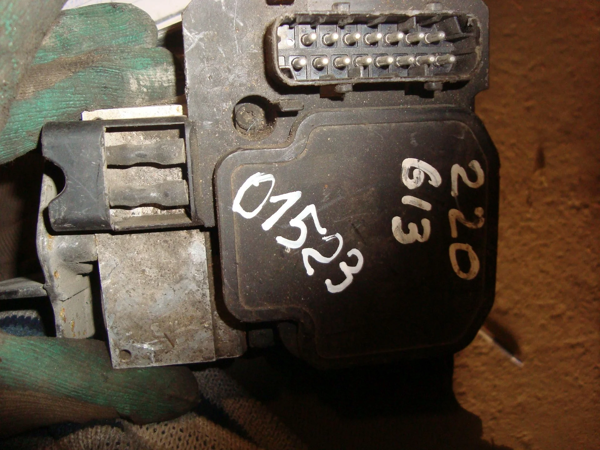 Блок ABS (насос) Mercedes-Benz W220 613 A0044314612 - изображение 1