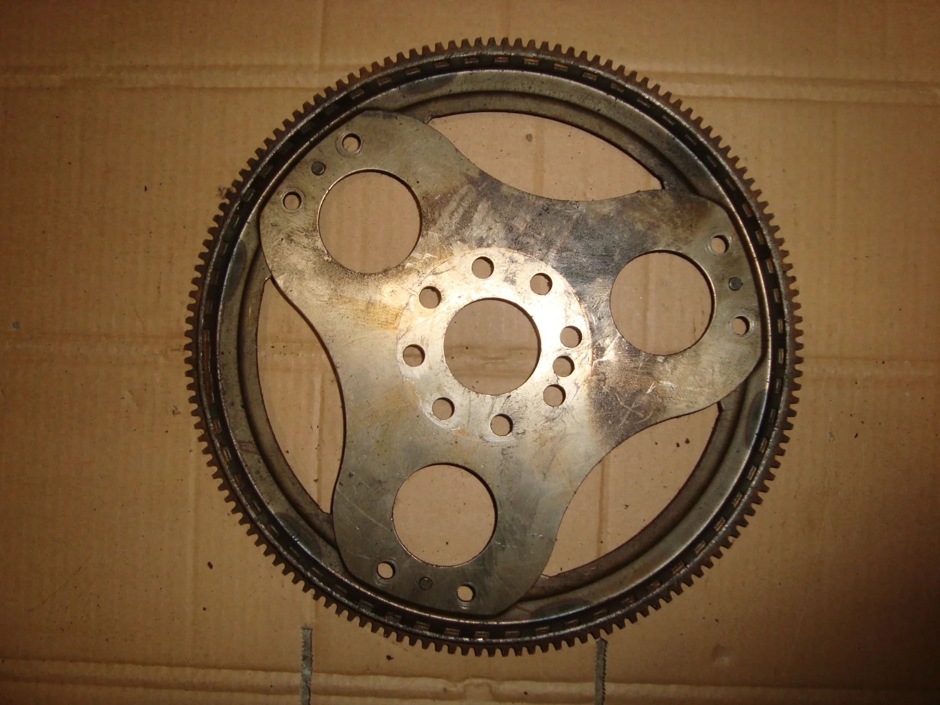 Маховик Mercedes-Benz W210 112 A1120320247 - миниатюра 2