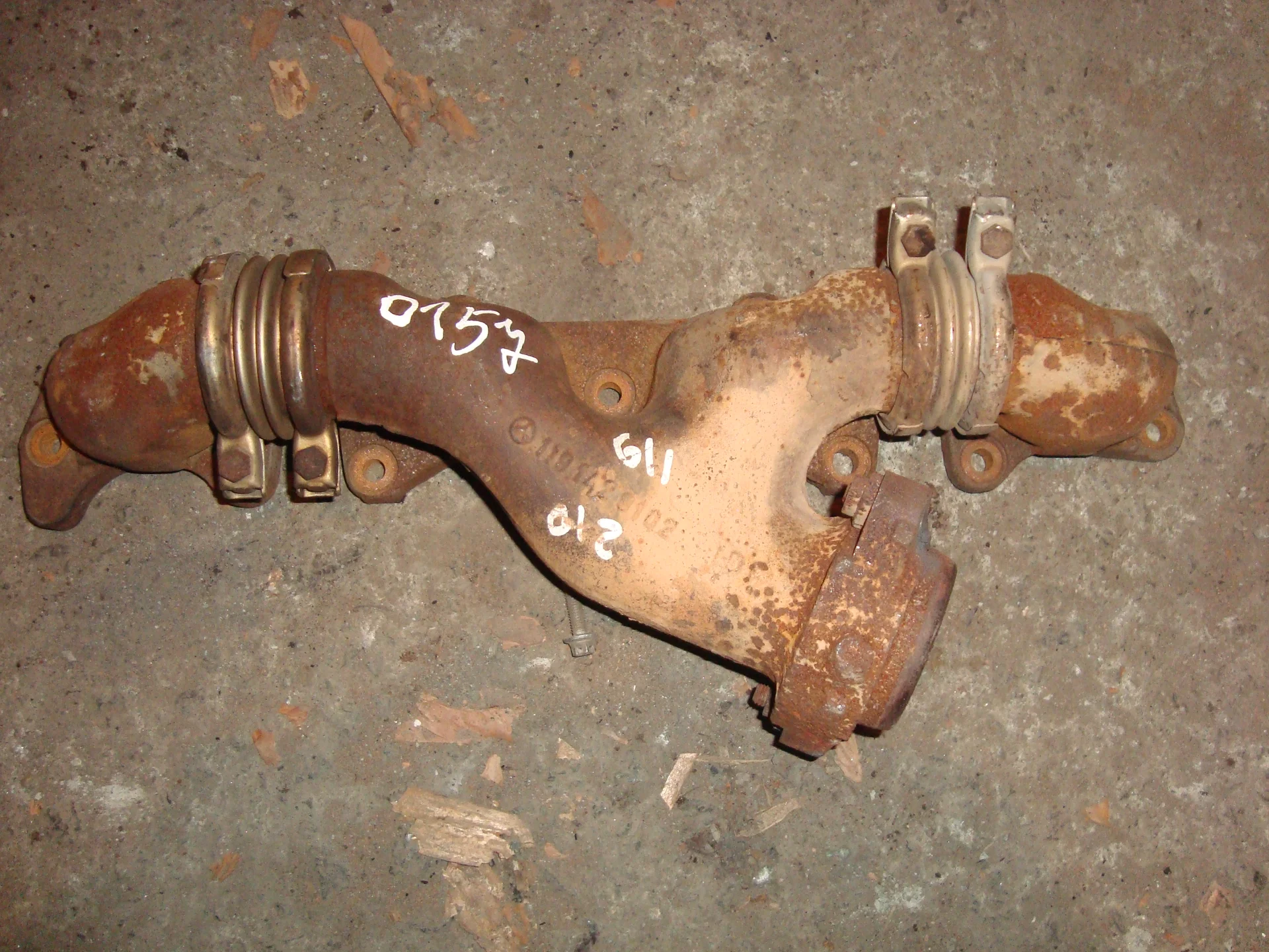 Выпускной коллектор Mercedes-Benz W210 119 A1191429102 - изображение 1