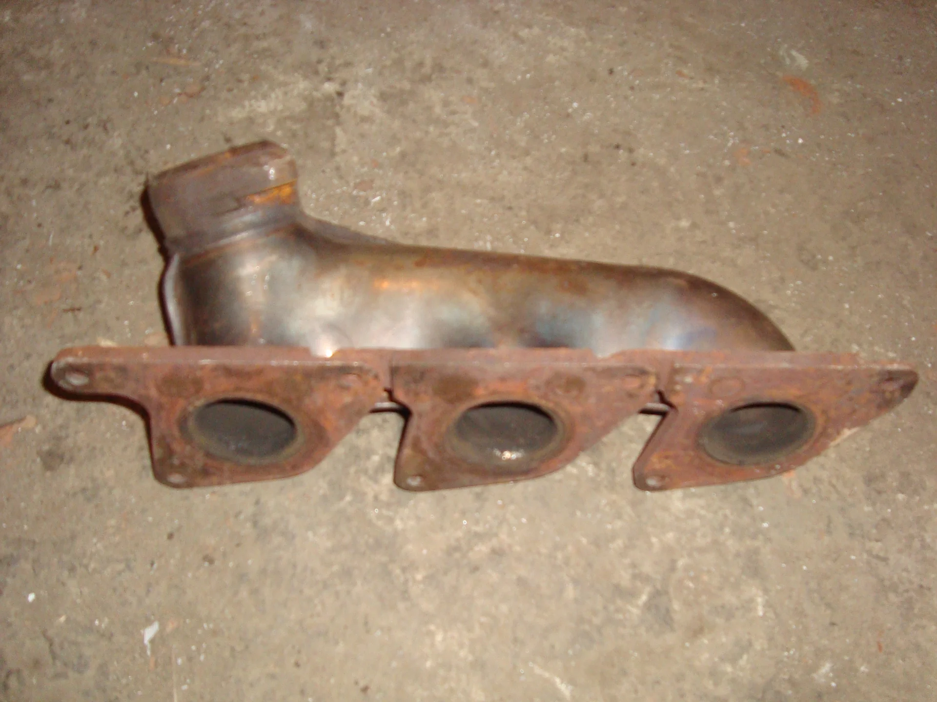 Выпускной коллектор Mercedes-Benz W203 272 A2721400009 - миниатюра 2