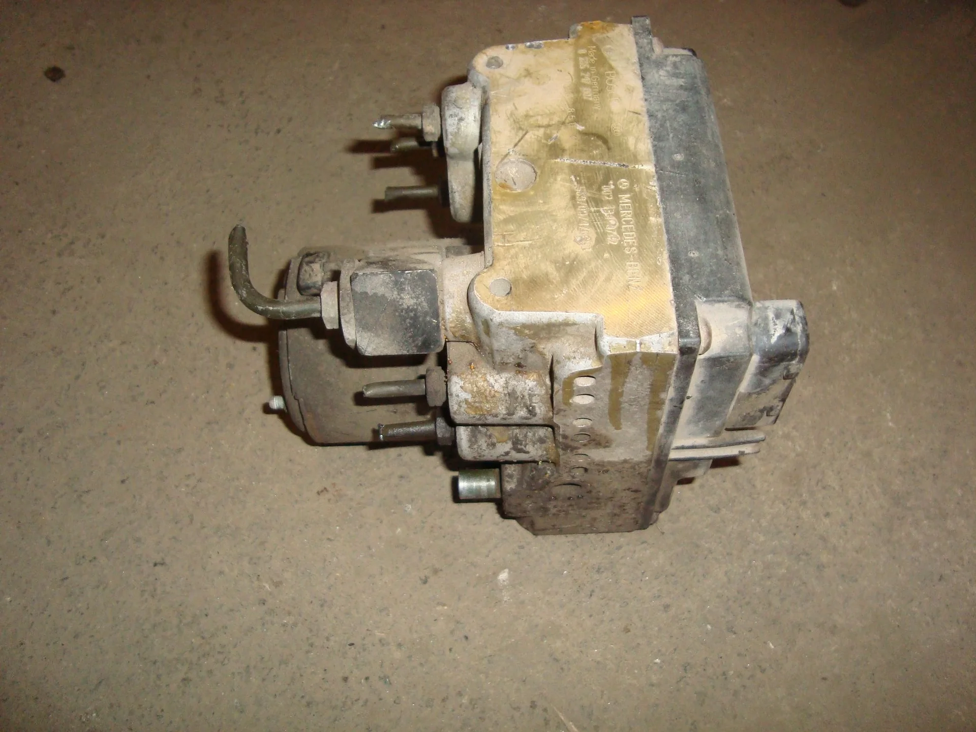 Блок ABS (насос) Mercedes-Benz W202 111 A0024319712 - миниатюра 2