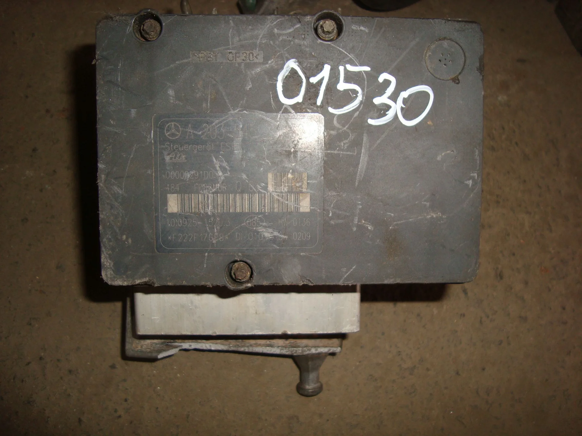 Блок ABS (насос) Mercedes-Benz W203 A2035452332 - изображение 1