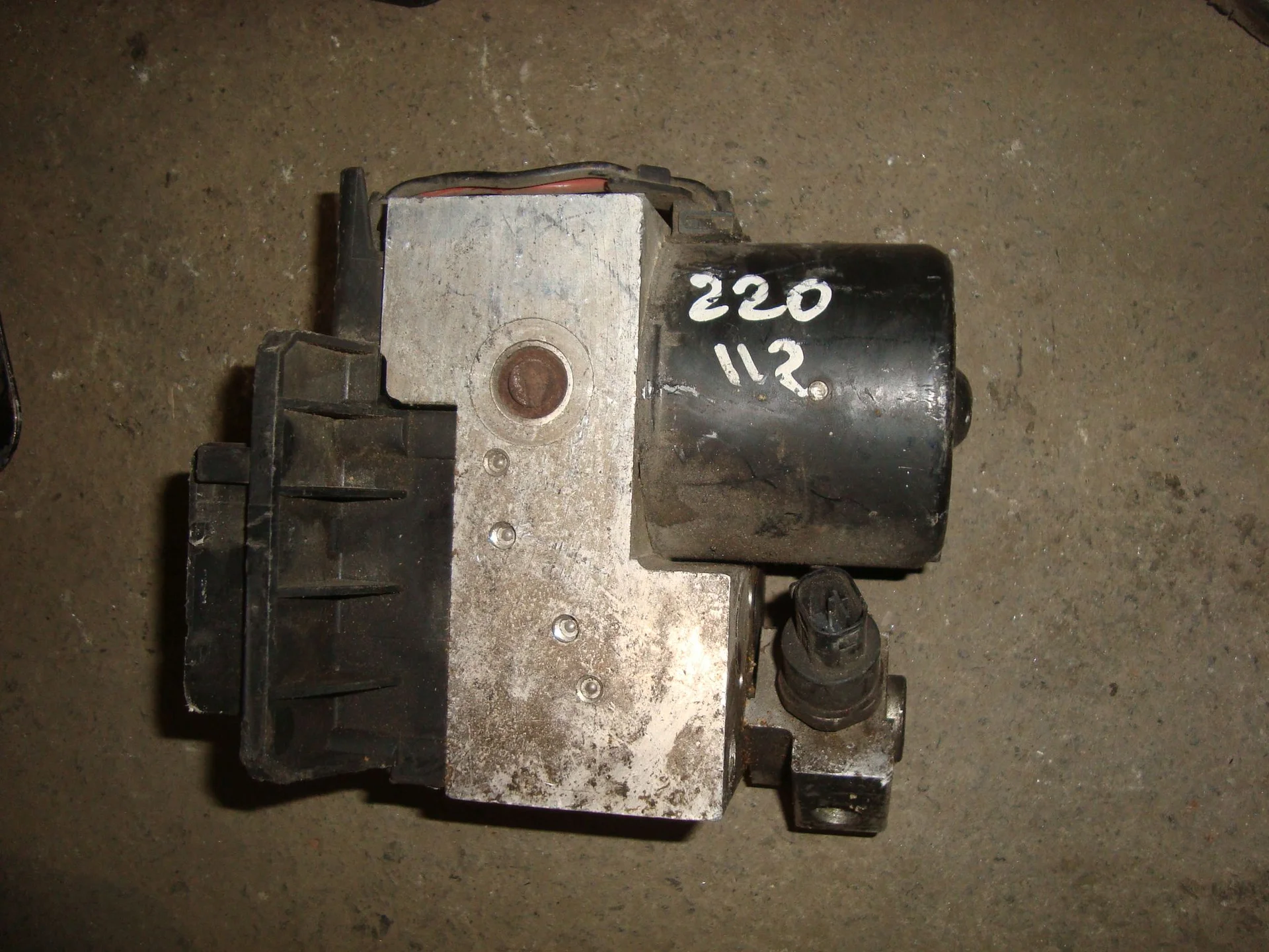 Блок ABS (насос) Mercedes-Benz W220 112 A0044314612 - миниатюра 2