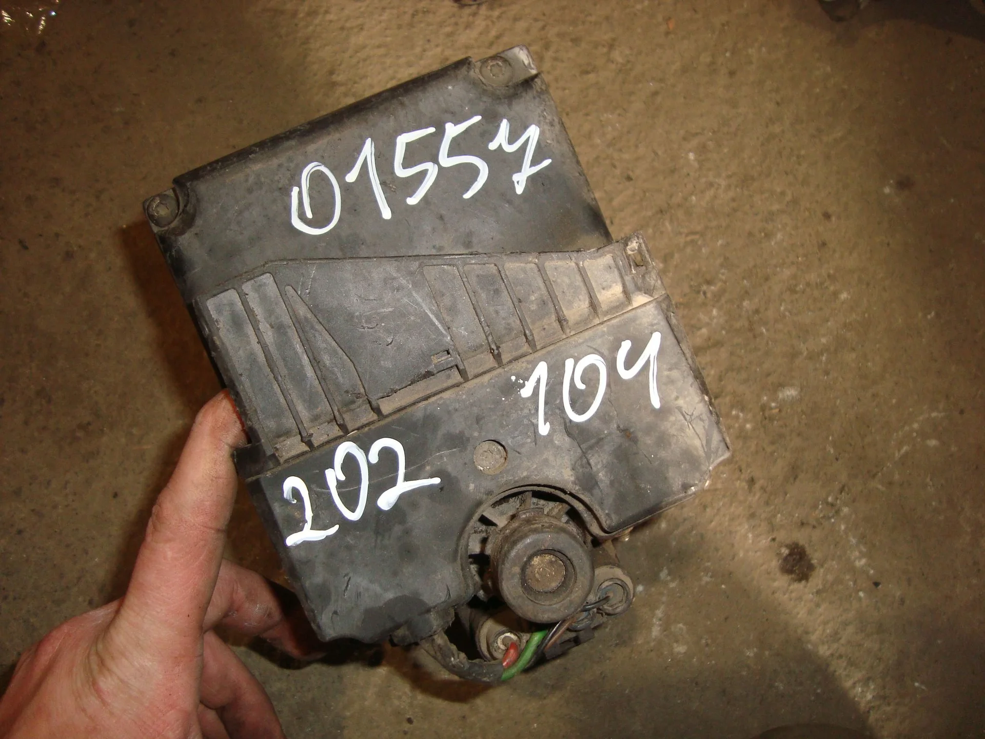 Блок ABS (насос) Mercedes-Benz W202 104 A0024318712 - изображение 1