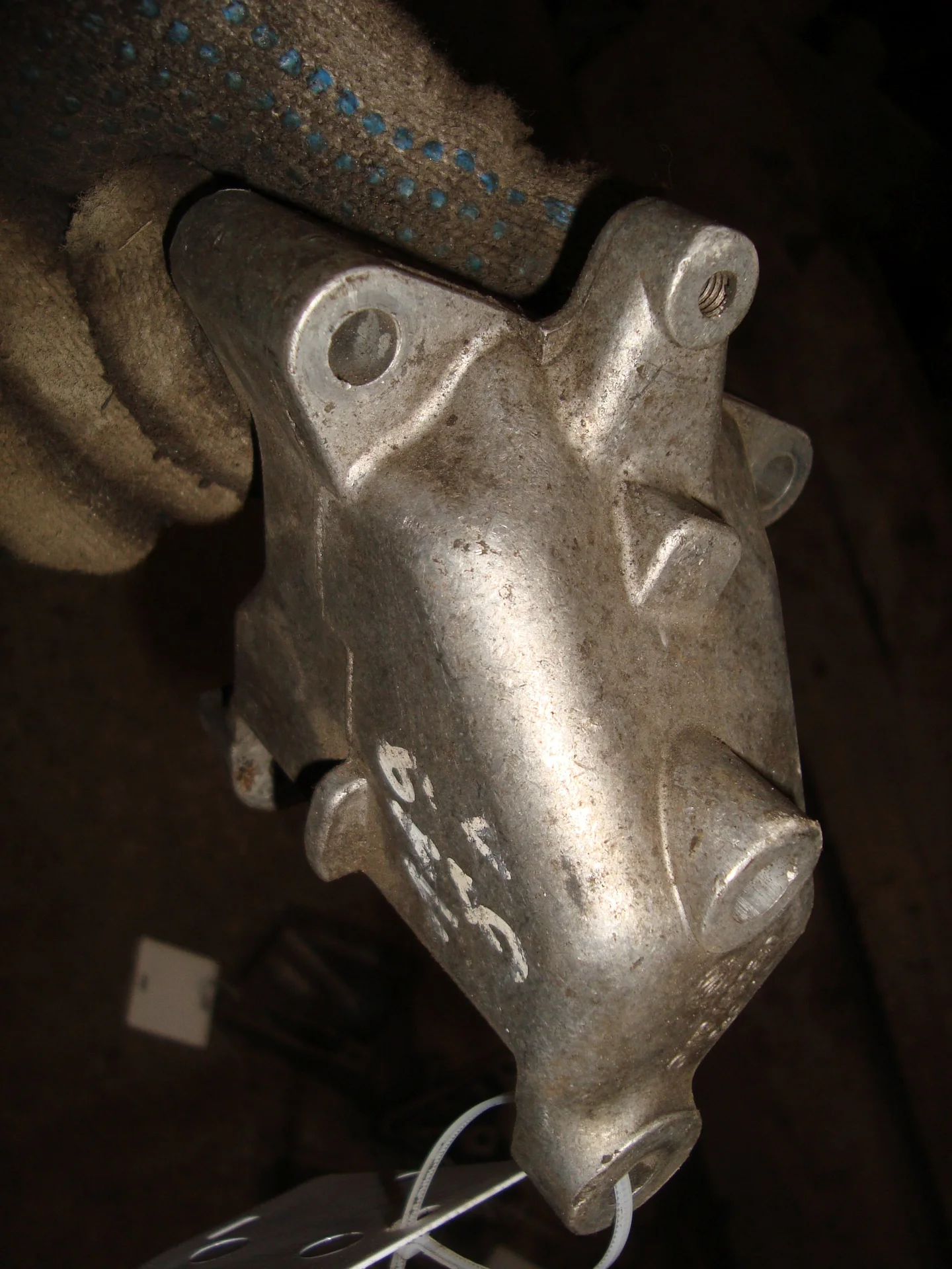 Кронштейн двигателя Mercedes-Benz W140 119 A1191420540 - изображение 1
