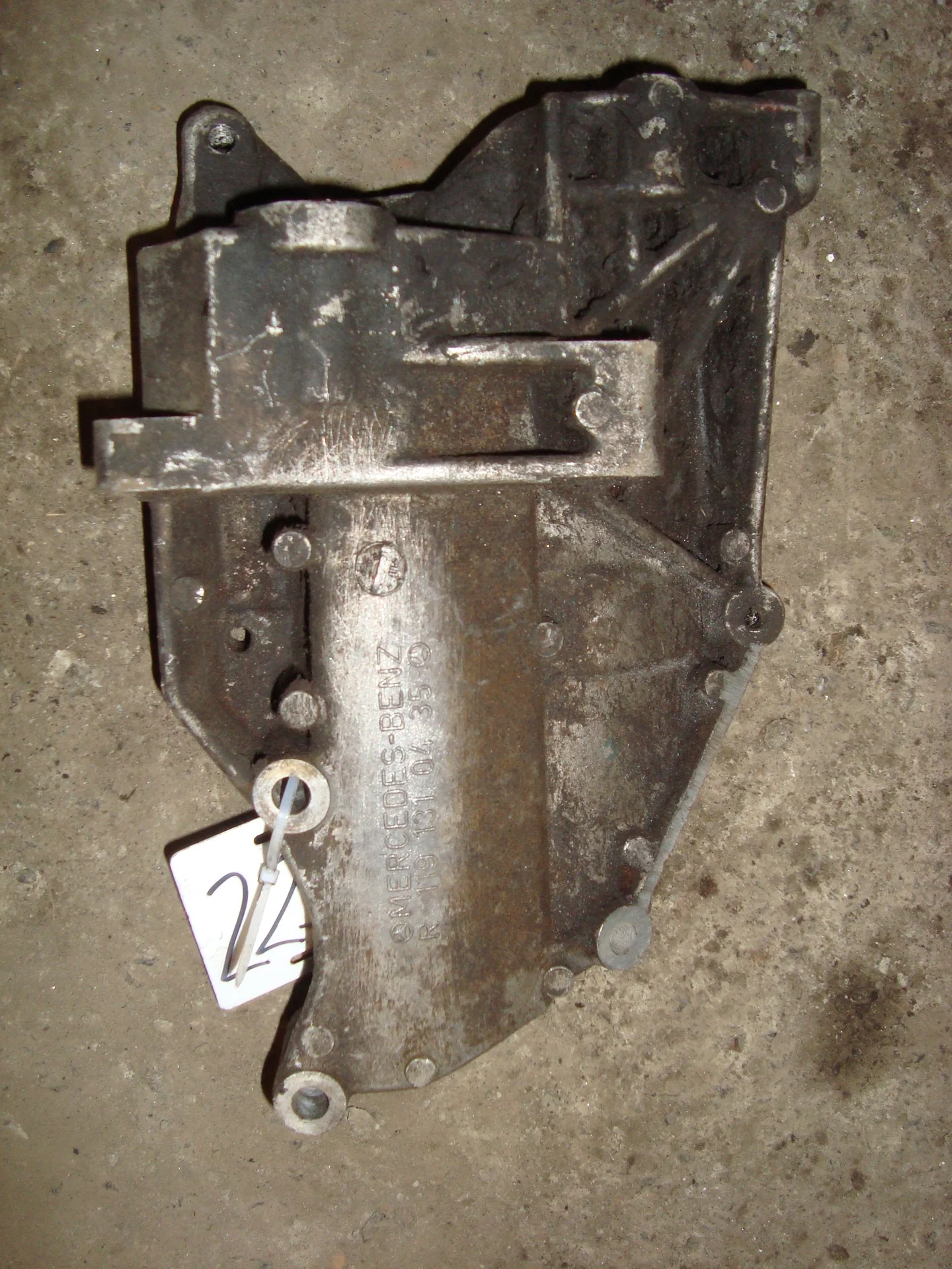 Кронштейн компрессора кондиционера  Mercedes-Benz W140 119 A1191310435 - миниатюра 2