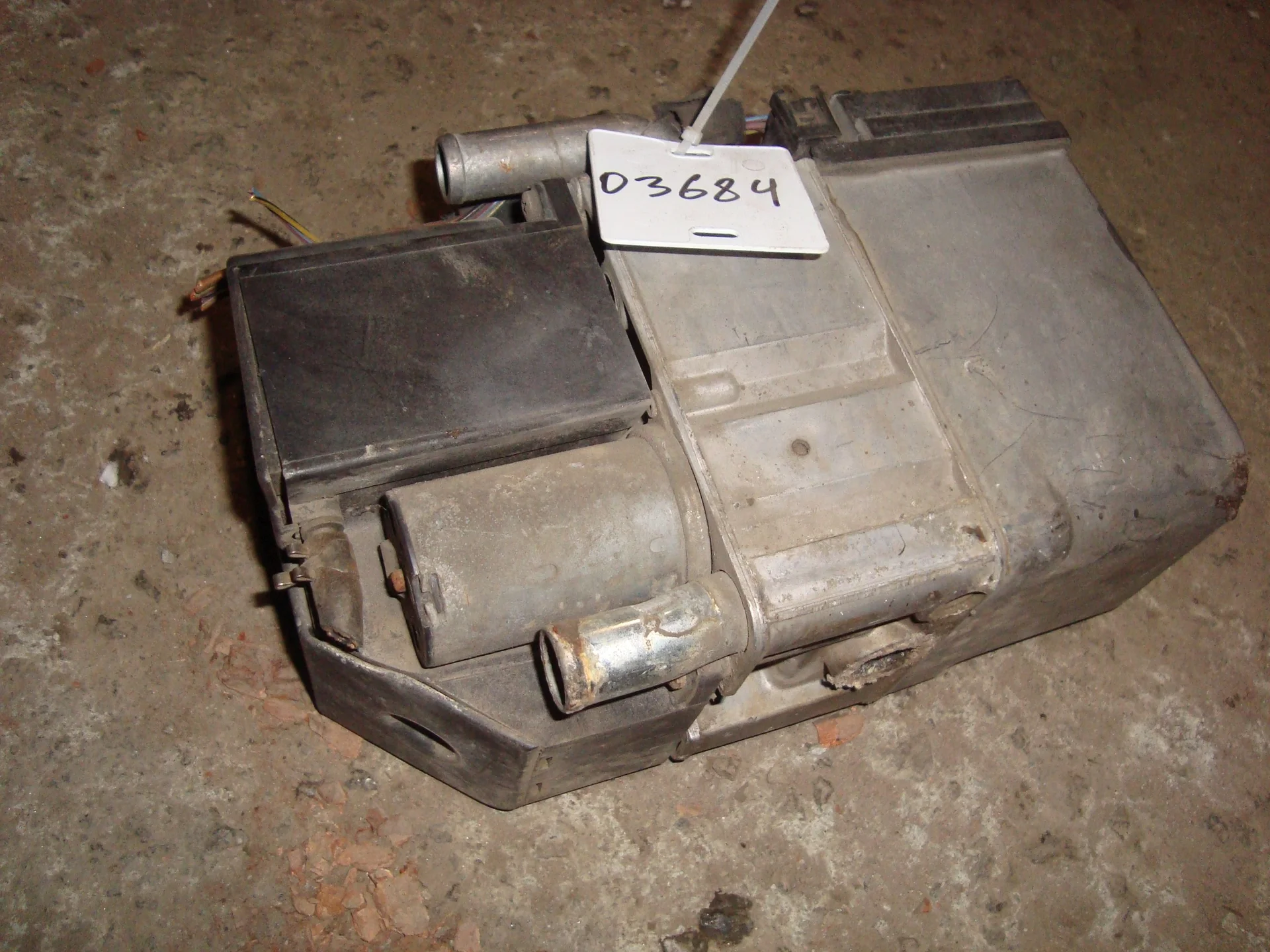 Автономный отопитель Webasto Mercedes-Benz W463 112 - миниатюра 2