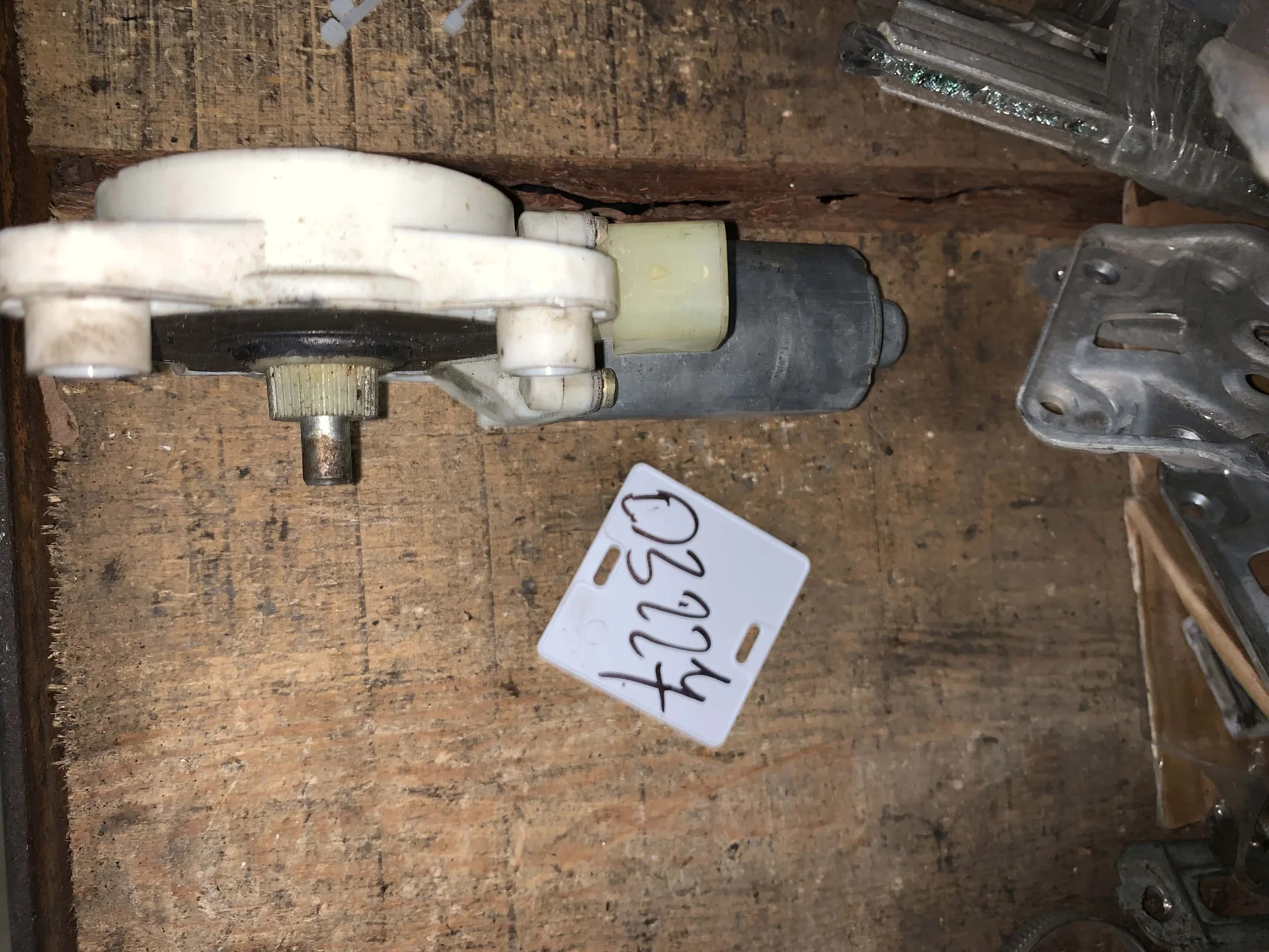 Моторчик переднего левого стеклоподъемника Mercedes-Benz W211 A2118202942 - миниатюра 3