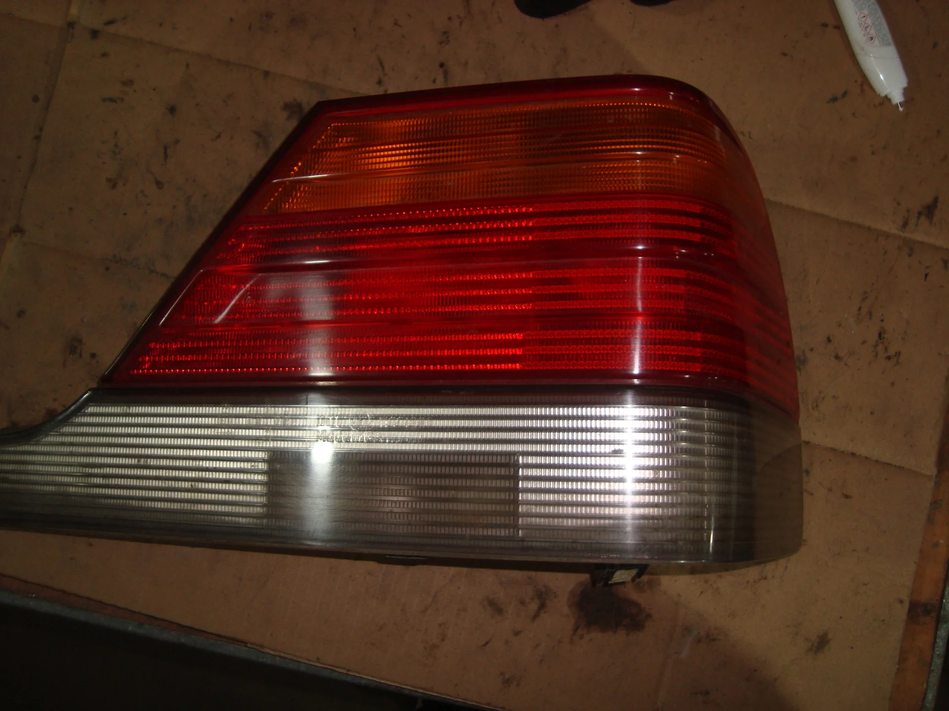 Фонарь задний правый Mercedes-Benz W140 - изображение 1