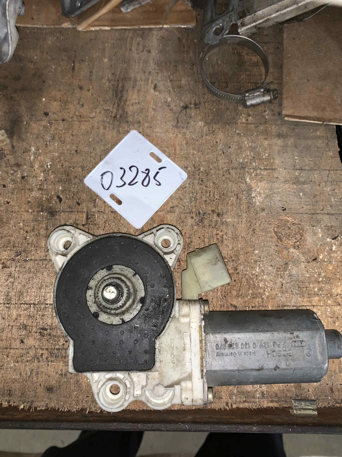 Моторчик переднего левого стеклоподъемника Mercedes-Benz W211 A2118202942 - миниатюра 2