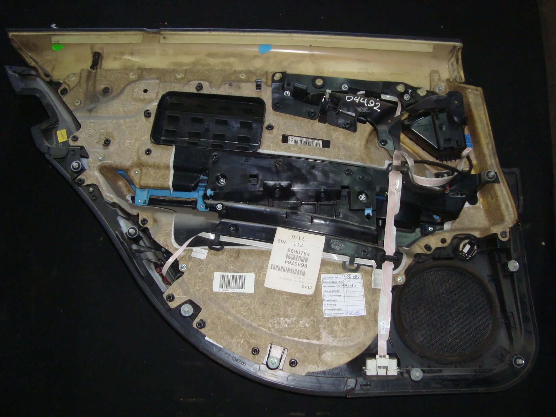 Обшивка двери задней правой Mercedes-Benz W211 271 A2117300670 - миниатюра 2
