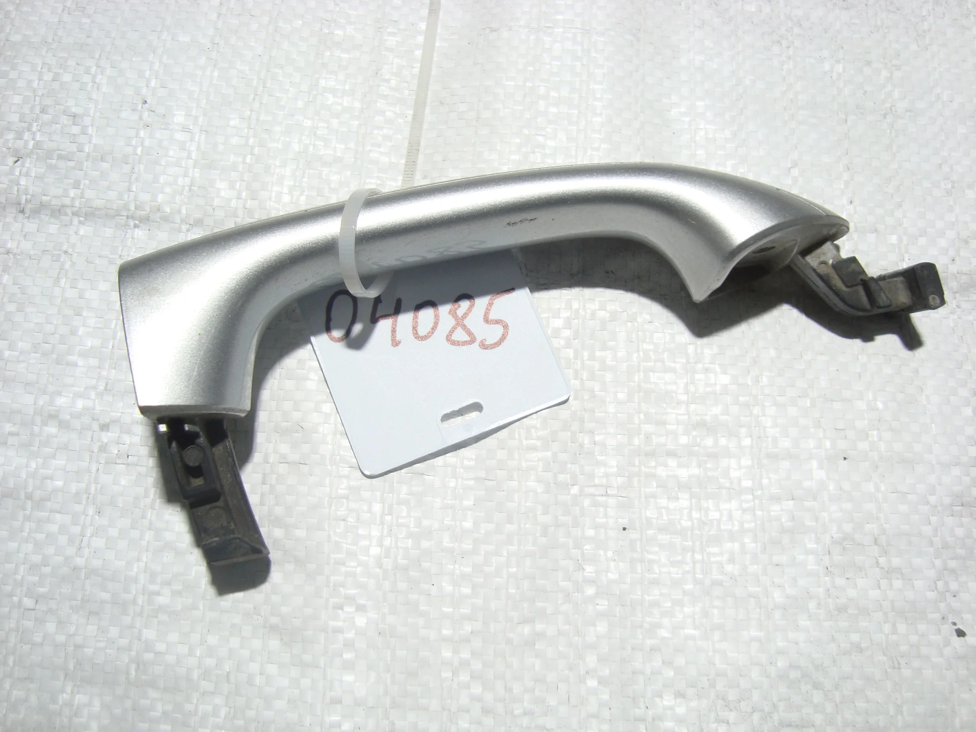 Ручка наружняя передней левой двери Mercedes-Benz W164 A1647660101 - изображение 1