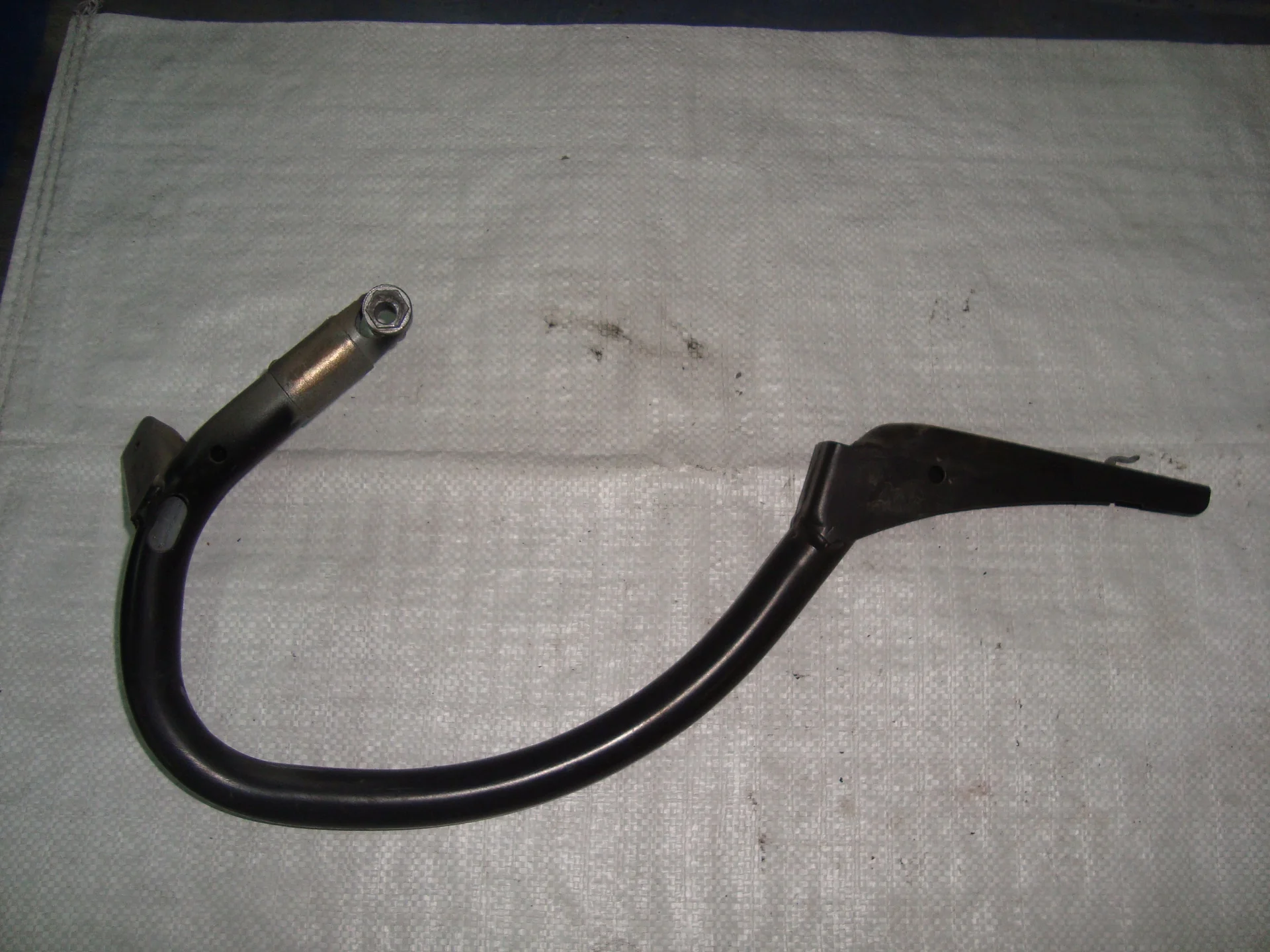 Петля багажника правая Mercedes-Benz W140 119 A1407501028 - миниатюра 2
