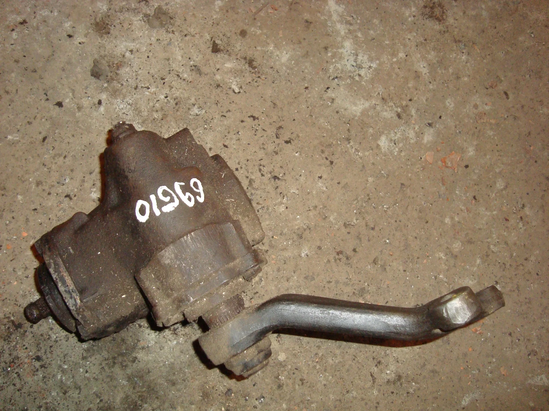 Рулевой редуктор Mercedes-Benz W123 A1164610401