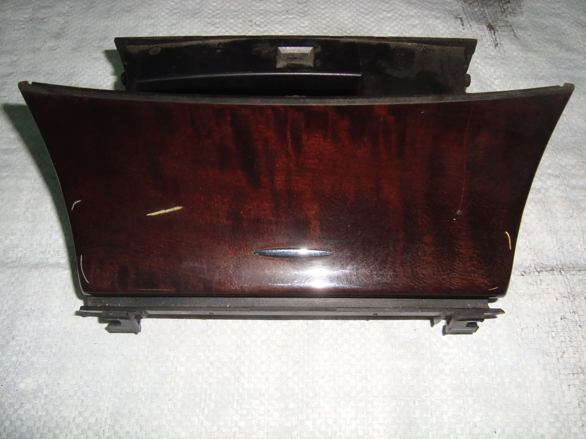 Пепельница передняя Mercedes-Benz W211 271 A2116802852 - изображение 1